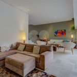Casa à venda com 4 quartos, sendo 2 suítes, no condomínio Vila Antonieta, São Paulo - SP