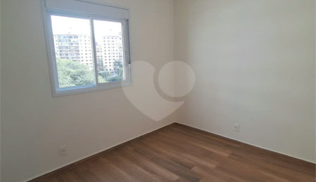 Apartamento à venda com 2 quartos, sendo 1 suíte,  em MORUMBI, São Paulo, SP