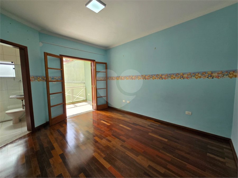 Casa para alugar com 4 quartos, sendo 3 suítes,  no condomínio Village Saint Claire, Sorocaba - SP
