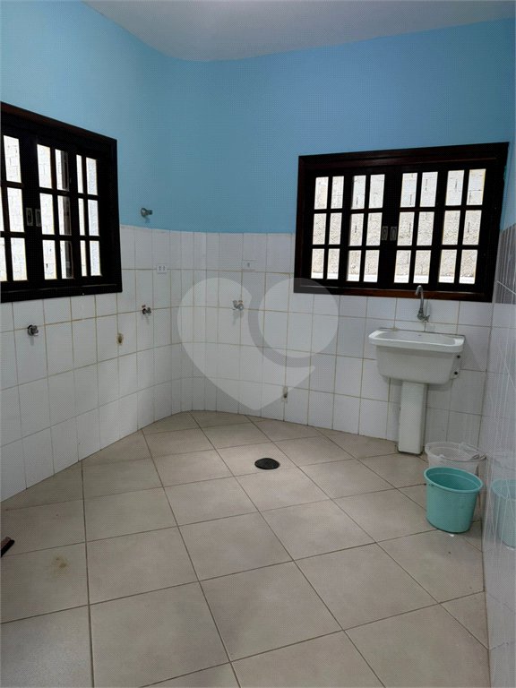 Casa à venda com 3 quartos, sendo 1 suíte, em Chácara Primavera, Suzano, SP