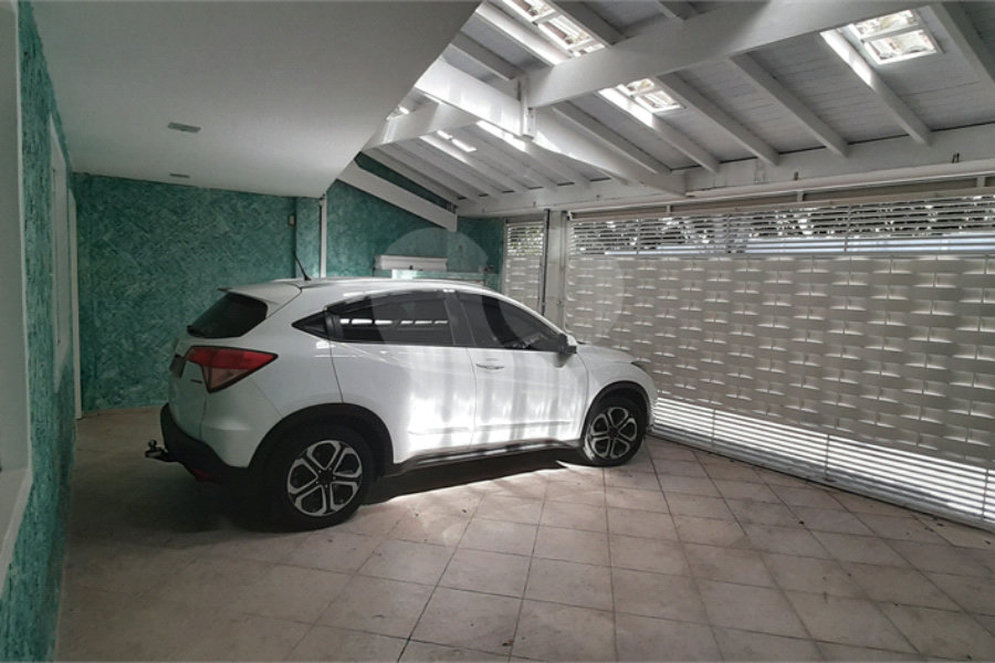 Sobrado à venda com 4 quartos, sendo 2 suítes, em Tremembé, São Paulo, SP