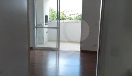 Apartamento à venda com 3 quartos, sendo 1 suíte,  em Vila Suissa, Mogi das Cruzes, SP