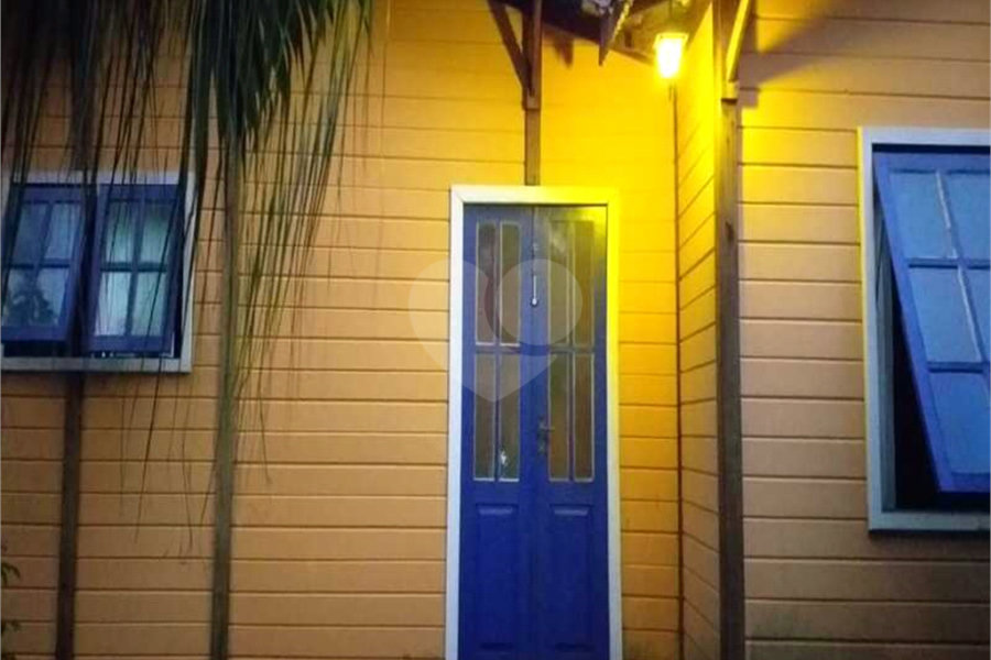 Casa à venda com 4 suítes no condomínio Alpes da Cantareira, Mairiporã - SP