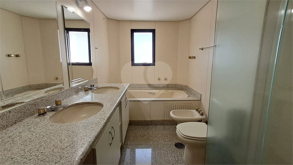 Apartamento à venda ou para alugar com 4 suítes em Jardim Marajoara, São Paulo, SP