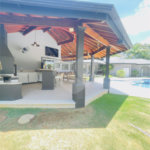 Casa à venda ou para alugar com 3 quartos, sendo 2 suítes, no condomínio Haras Paineiras, Salto - SP