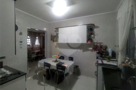 Casa à venda com 10 quartos, sendo 1 suíte, em Santa Teresinha, São Paulo, SP