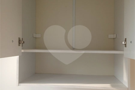 Apartamento à venda com 2 quartos em Lageado, Cotia, SP