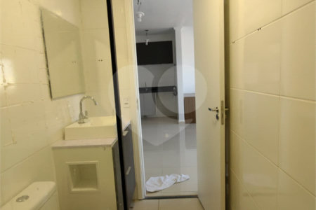 Apartamento à venda com 2 quartos em Santo Amaro, São Paulo, SP