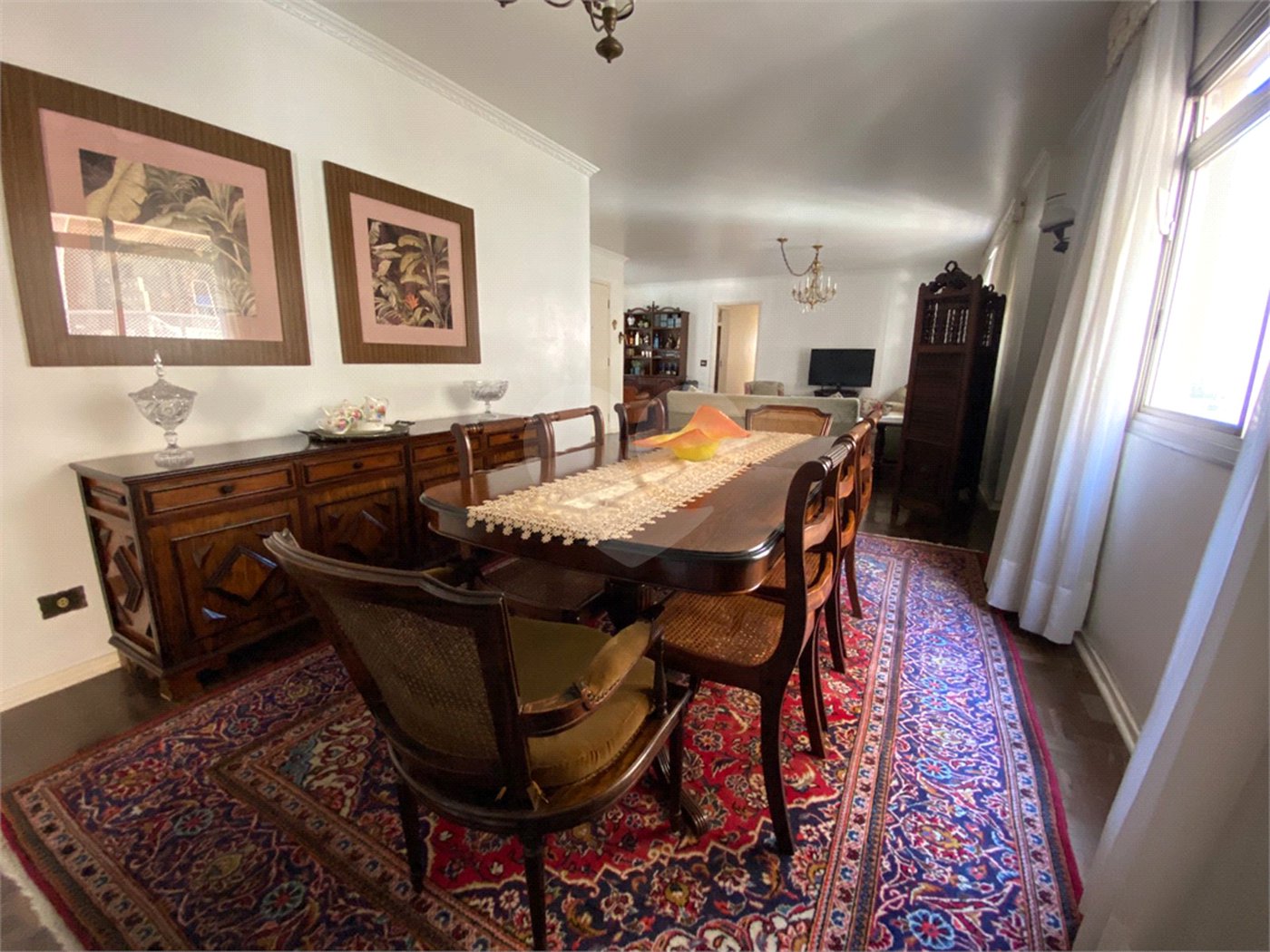 Apartamento à venda com 3 quartos, sendo 1 suíte, em Itaim Bibi, São Paulo, SP