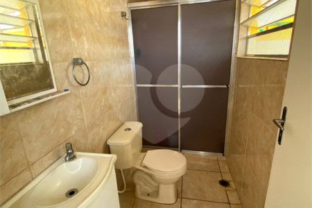 Sobrado à venda com 3 quartos em Jundiapeba, Mogi das Cruzes, SP