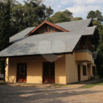 Sobrado à venda com 7 quartos, sendo 5 suítes, no Centro, Mairiporã, SP