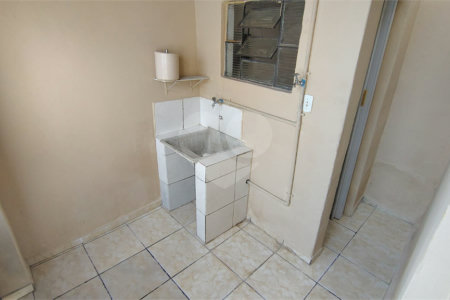 Casa à venda com 2 quartos em Vila Hortência, Sorocaba, SP