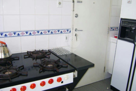 Cobertura à venda com 4 quartos, sendo 2 suítes, em Granja Julieta, São Paulo, SP