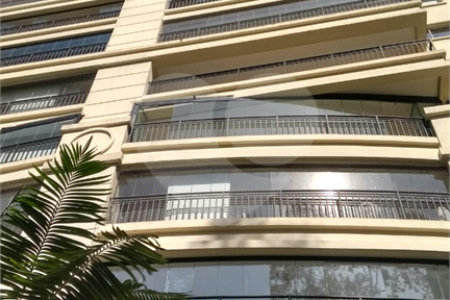 Apartamento à venda com 3 suítes em Jardim Marajoara, São Paulo, SP