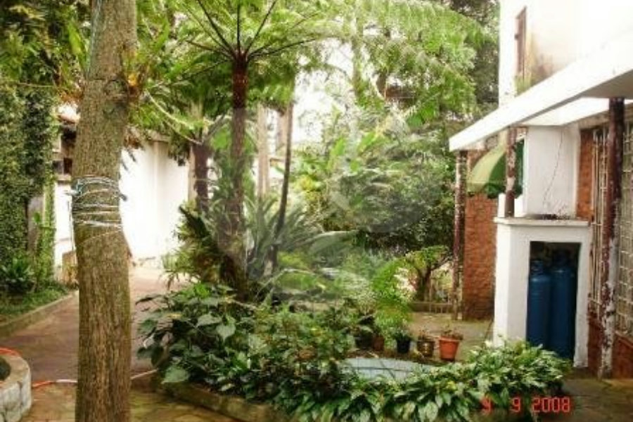 Sobrado à venda com 5 quartos, sendo 3 suítes,  em Vila Irmãos Arnoni, São Paulo, SP