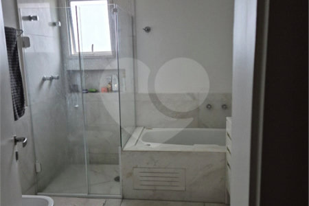 Apartamento à venda com 4 suítes em Jardim Taquaral, São Paulo, SP