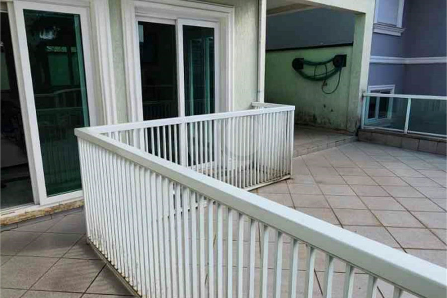 Casa à venda com 3 suítes no condomínio Quinta de Santo Antônio, São Paulo - SP