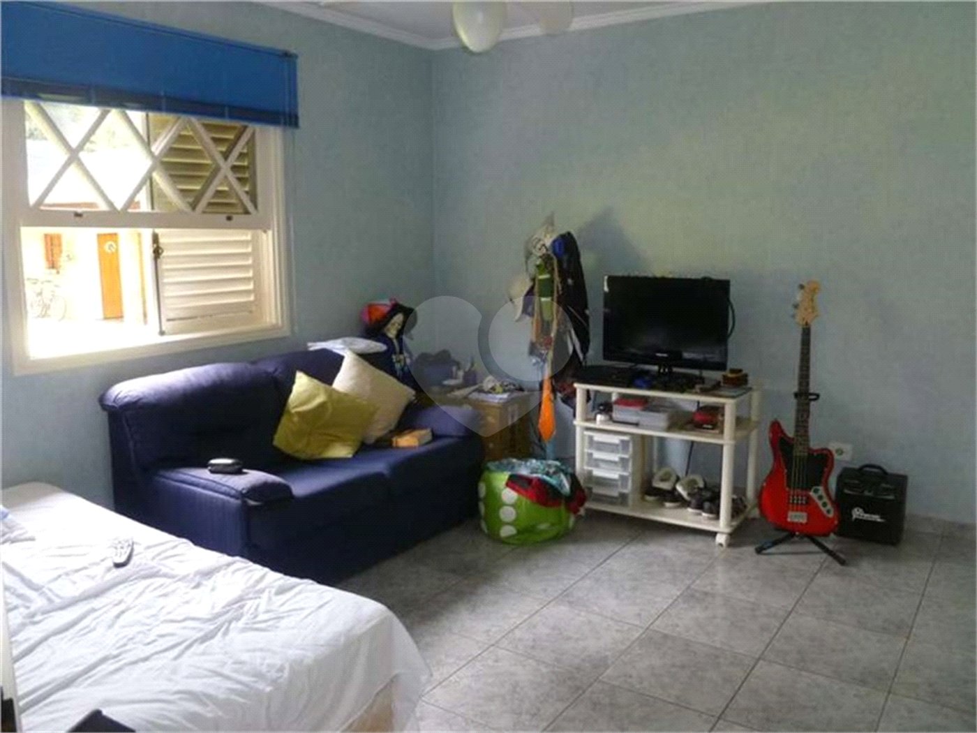 Casa à venda com 3 quartos, sendo 1 suíte, no condomínio Vivenda das Vinhas, Vinhedo - SP