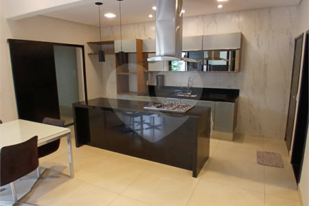Casa à venda com 3 quartos, sendo 1 suíte, no condomínio Jardim, Sorocaba - SP