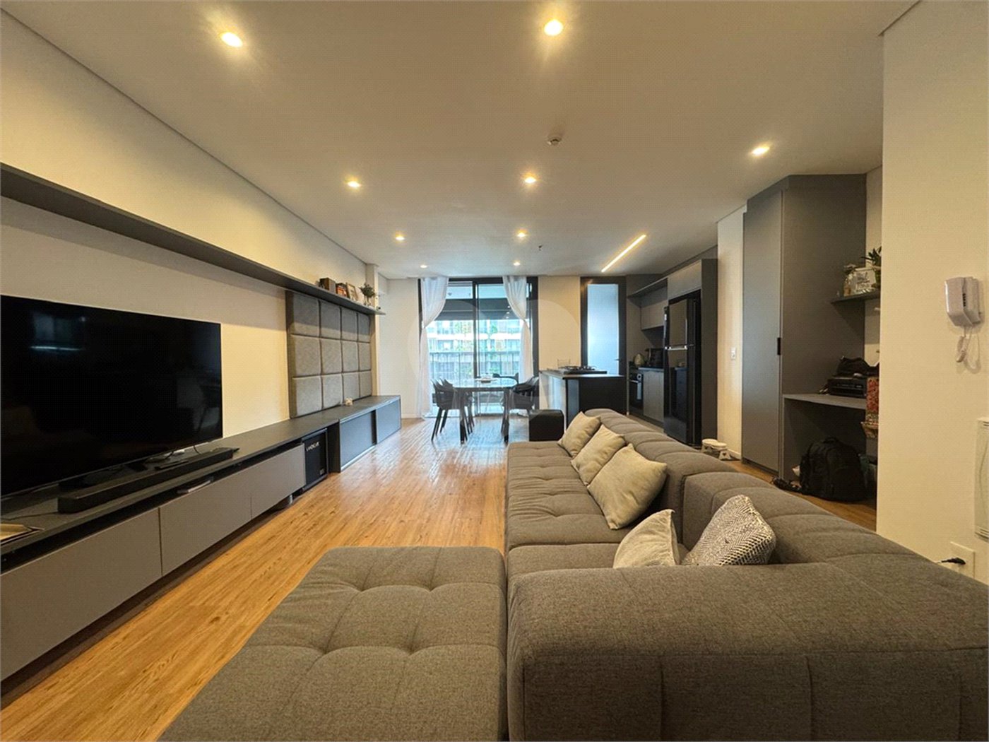 Apartamento à venda com 3 suítes em Jardim das Acácias, São Paulo, SP