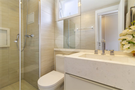Apartamento à venda com 3 quartos, sendo 1 suíte,  em Jardim Vazani, São Paulo, SP