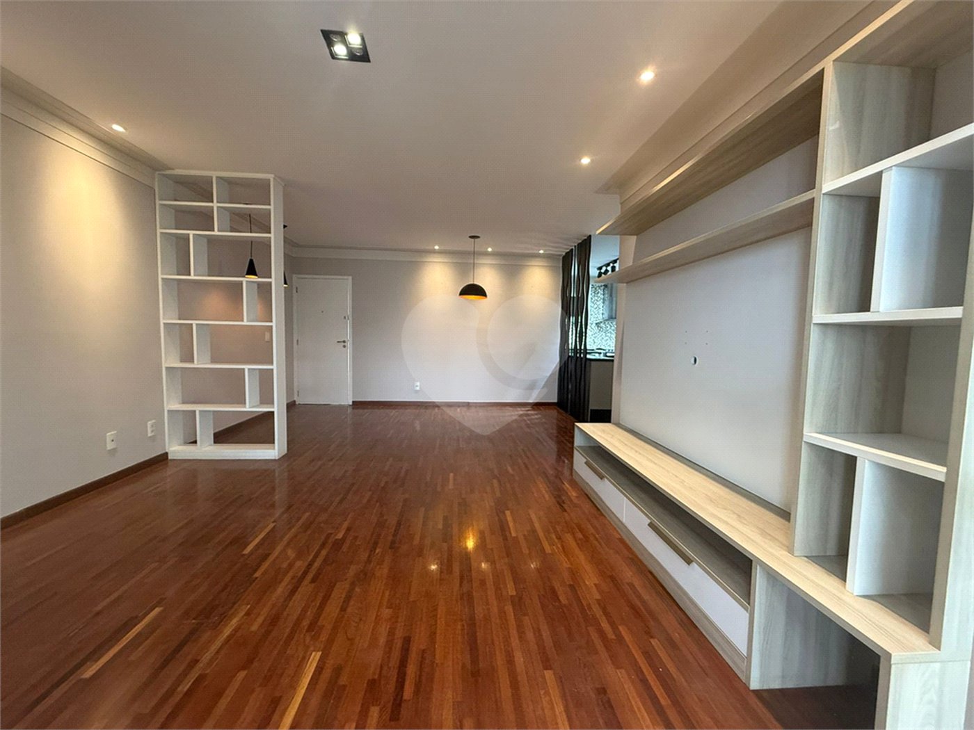 Apartamento à venda com 3 quartos, sendo 2 suítes, em Vila Irmãos Arnoni, São Paulo, SP