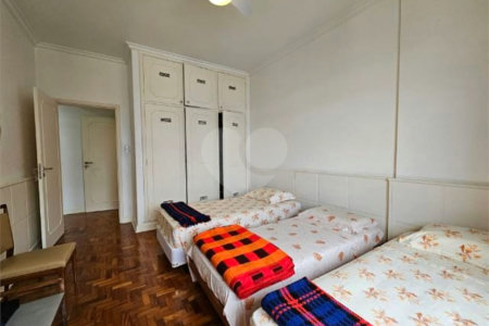 Apartamento à venda com 4 quartos em Pitangueiras, Guarujá, SP