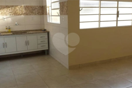 Casa à venda com 3 quartos, sendo 1 suíte, em Vila Prudente de Moraes, Itatiba, SP