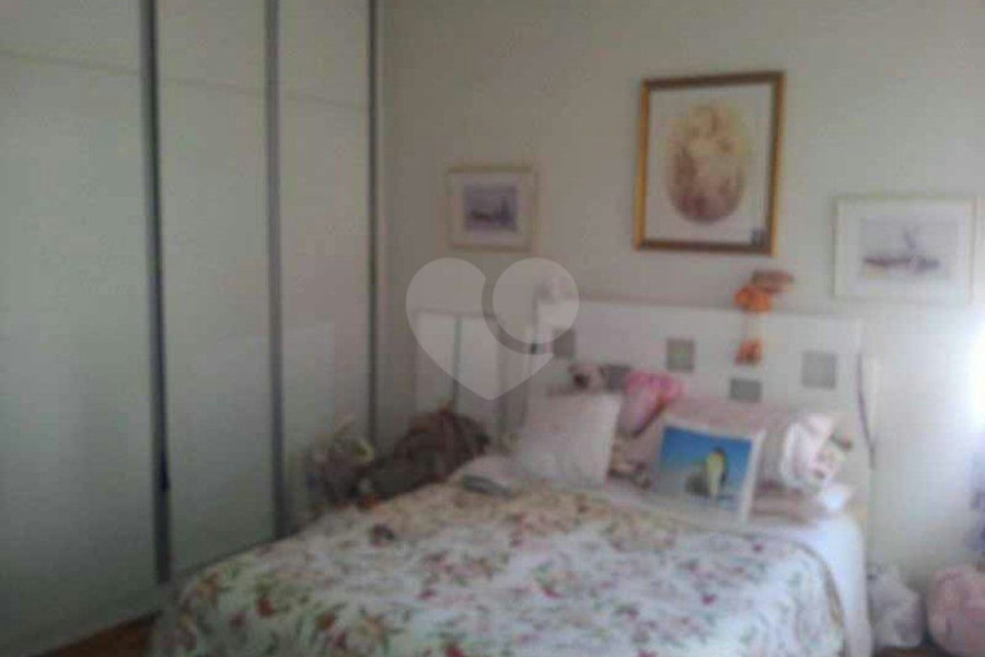 Apartamento à venda com 3 quartos, sendo 1 suíte,  em Bela Vista, São Paulo, SP