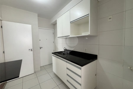 Apartamento para alugar com 3 quartos, sendo 1 suíte, em Barra Funda, São Paulo, SP