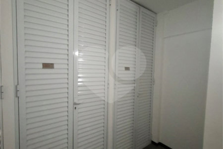 Apartamento à venda com 2 suítes em Vila Homero, Indaiatuba, SP
