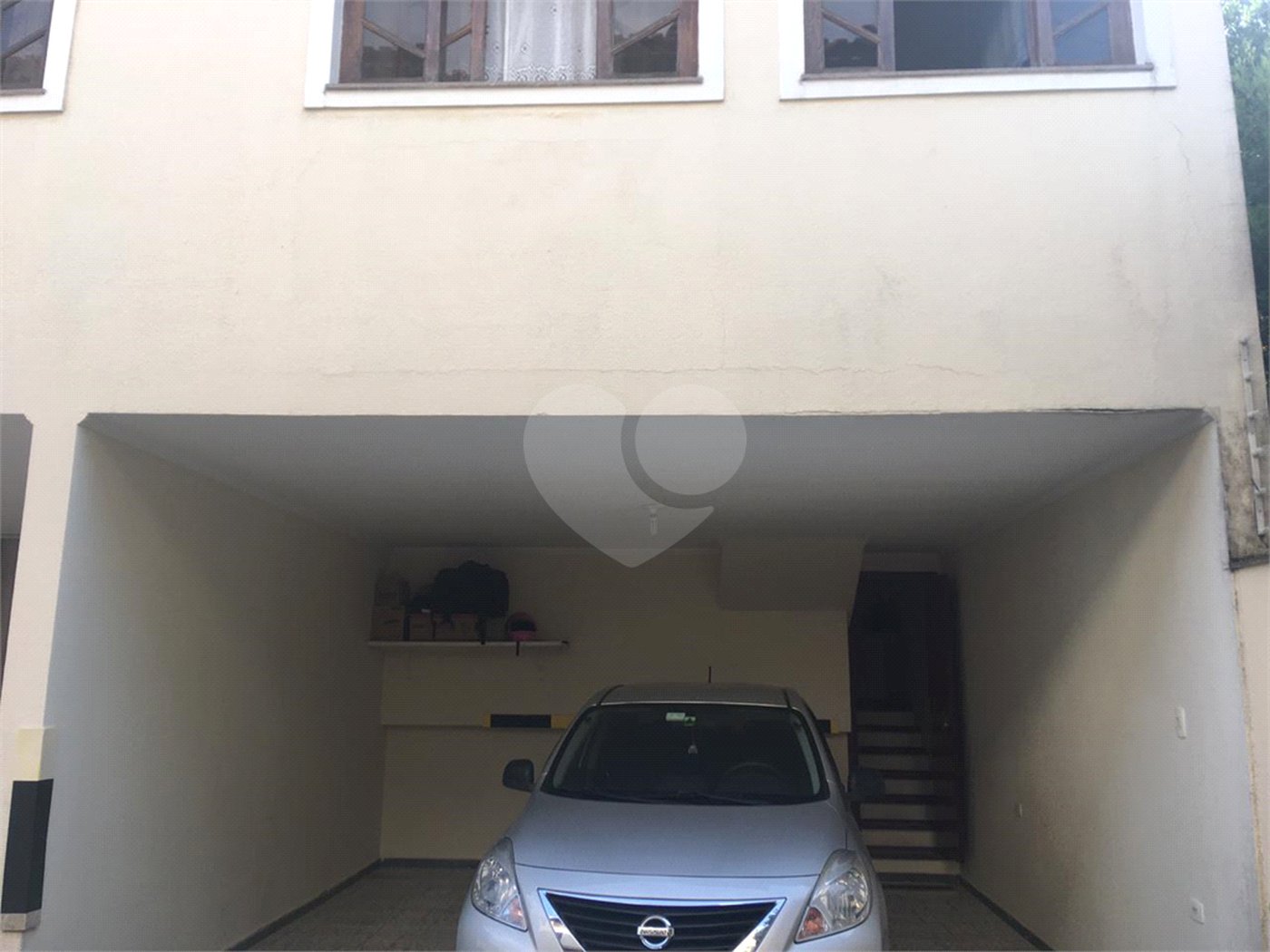Casa à venda com 3 quartos, sendo 1 suíte, no condomínio Morada de Itapuã, São Paulo - SP