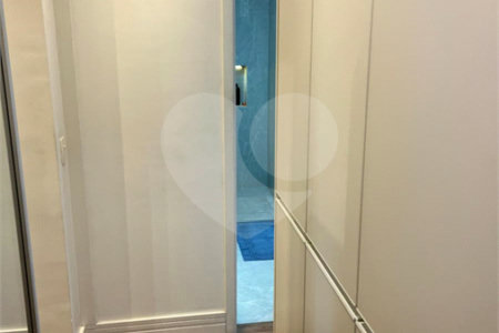 Apartamento à venda com 3 suítes em Vila Mariana, São Paulo, SP