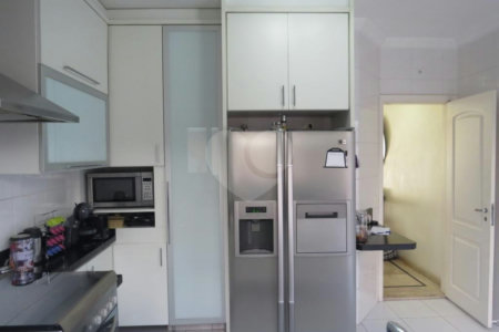 Casa à venda com 3 quartos, sendo 1 suíte, no condomínio Taquaral Village, São Paulo - SP