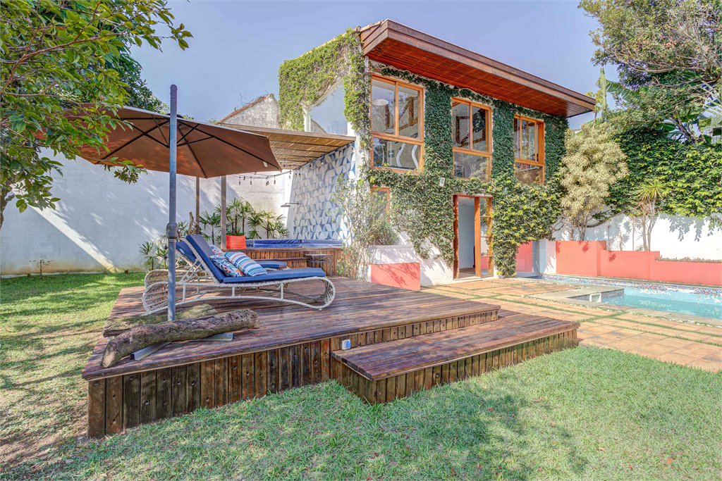 Casa de Vila à venda com 4 suítes em Jardim Hípico, São Paulo, SP