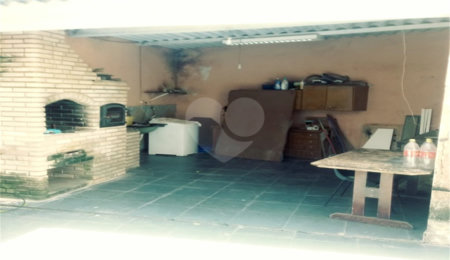 Sobrado à venda com 4 quartos, sendo 2 suítes,  em Jardim Munhoz, Guarulhos, SP