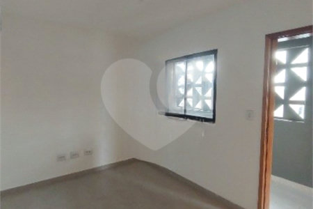 Apartamento à venda com 2 quartos em Vila Invernada, São Paulo, SP