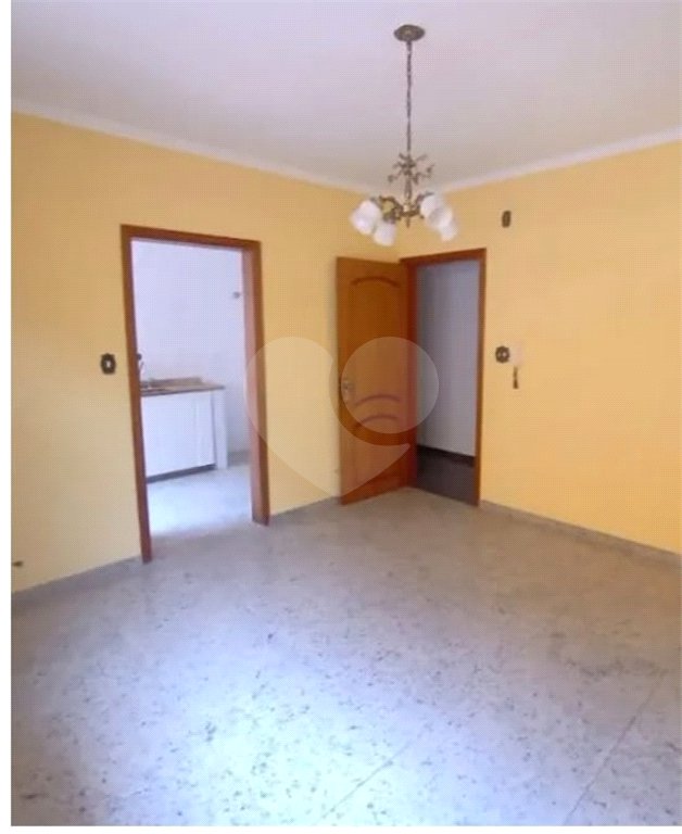 Casa à venda com 3 quartos, sendo 1 suíte,  em Vila Maria, São Paulo, SP