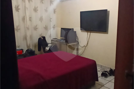 Casa à venda com 4 quartos, sendo 1 suíte, em Campo Grande, Rio de Janeiro, RJ
