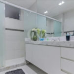 Apartamento à venda com 4 quartos, sendo 1 suíte,  em Copacabana, Rio de Janeiro, RJ