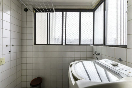 Apartamento à venda com 3 quartos, sendo 1 suíte, em Vila Madalena, São Paulo, SP