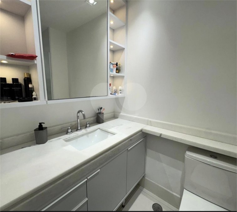 Apartamento para alugar com 2 quartos, sendo 1 suíte,  em Indianópolis, São Paulo, SP