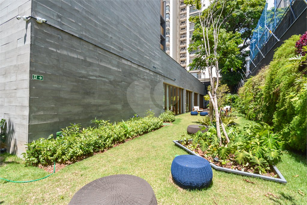 Apartamento à venda com 1 suíte em Vila Nova Conceição, São Paulo, SP