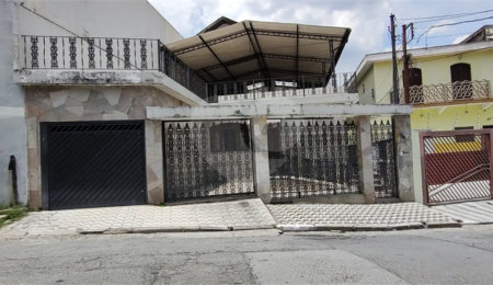 Casa Térrea à venda com 3 quartos, sendo 2 suítes,  em Horto, São Paulo, SP
