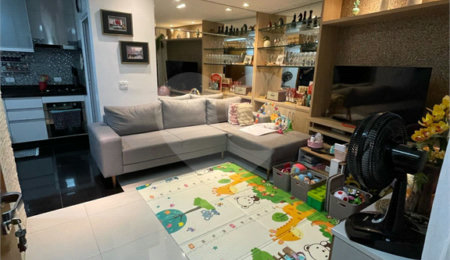 Casa à venda com 3 quartos, sendo 1 suíte,  no condomínio Villagio Campo Grande, São Paulo - SP