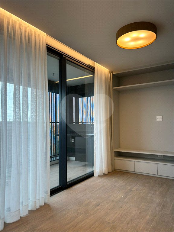 Apartamento à venda com 2 quartos, sendo 1 suíte, em Jardim das Acácias, São Paulo, SP