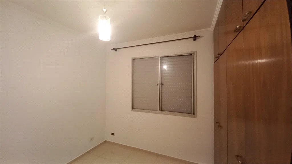 Apartamento à venda com 3 quartos em Jardim Londrina, São Paulo, SP