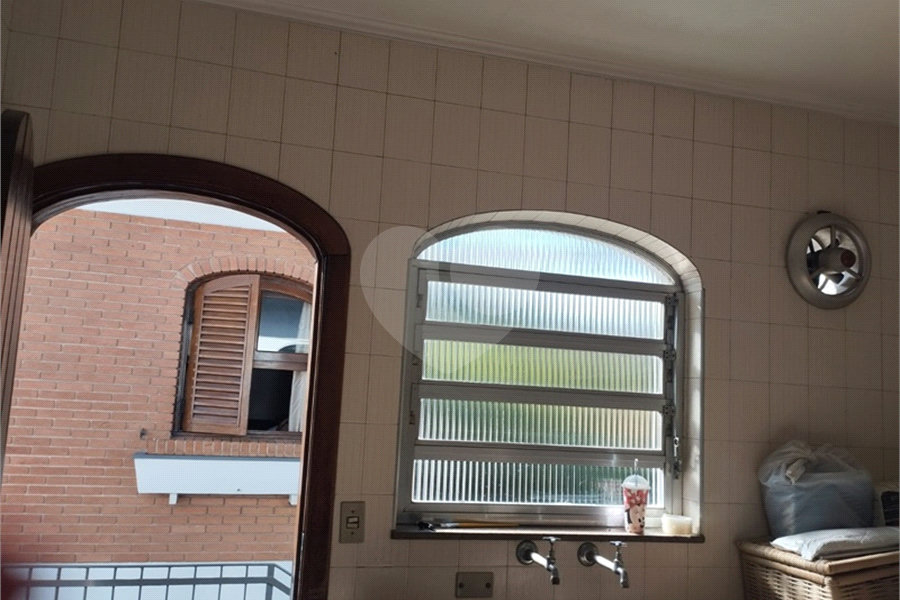 Sobrado à venda com 4 quartos, sendo 1 suíte, em Tremembé, São Paulo, SP