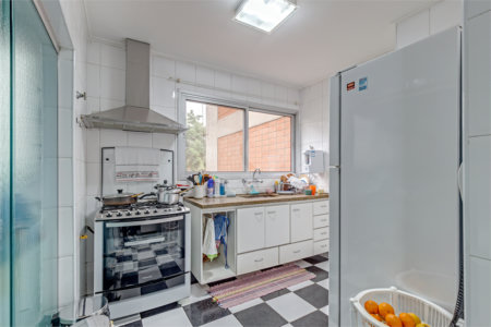 Apartamento à venda com 4 quartos, sendo 2 suítes, em Jardim Marajoara, São Paulo, SP