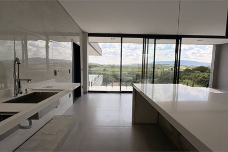 Casa à venda com 3 suítes no condomínio Village Ipanema Ii, Araçoiaba da Serra - SP